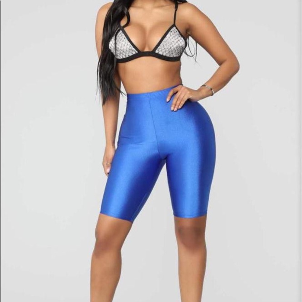 Long waisted biker shorts